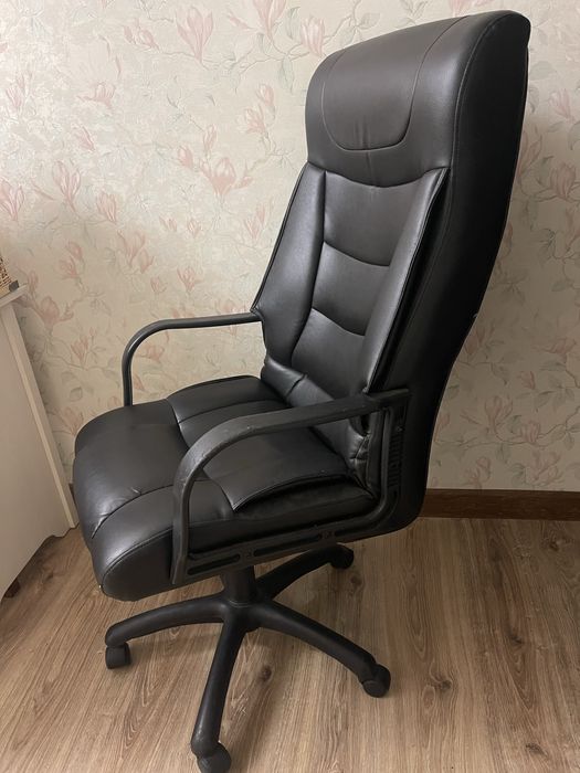 Продам кресло 45000тг