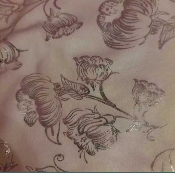 Colant alb imprimeu floral argintiu