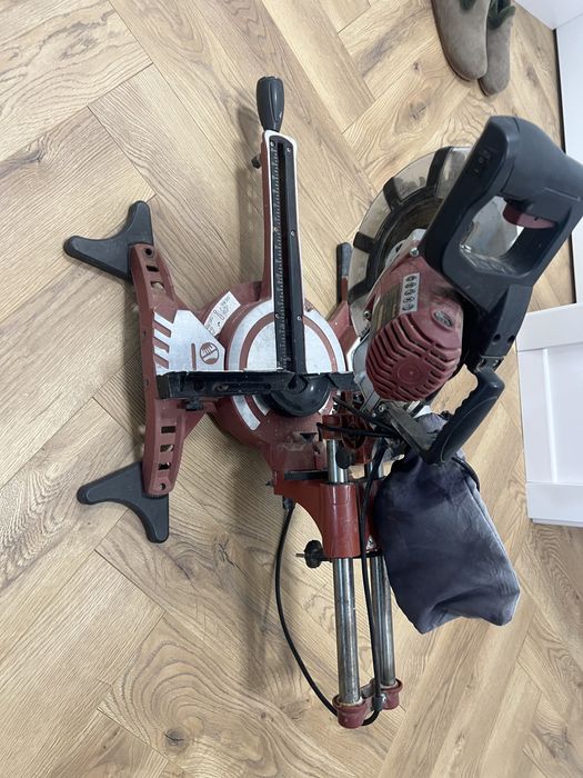 Fierastrau unghiular einhell