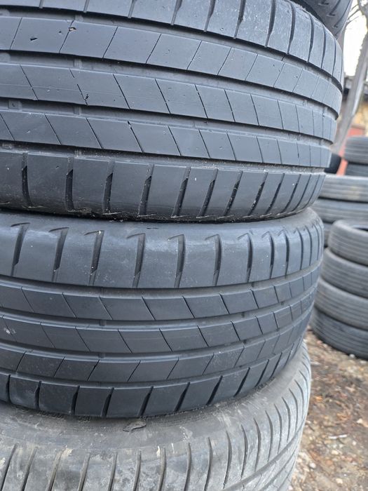 4бр. 215 50 17 Bridgstone летни.