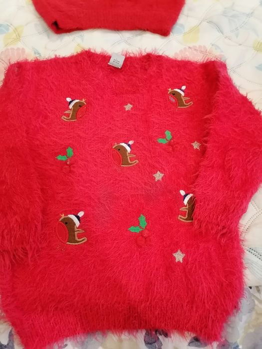 Продавам детски жилетки и пуловери