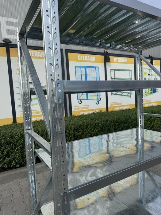 Професионални поцинковани стелажи .