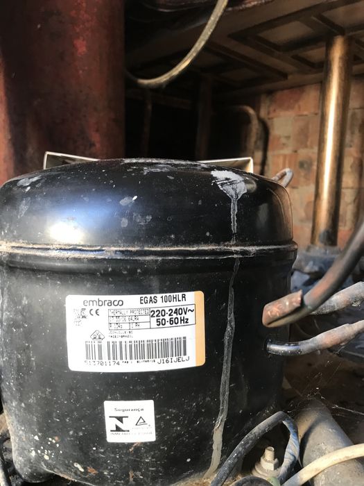 Продам мотор витринного холодилника рабочего бу цена 45000  договорная