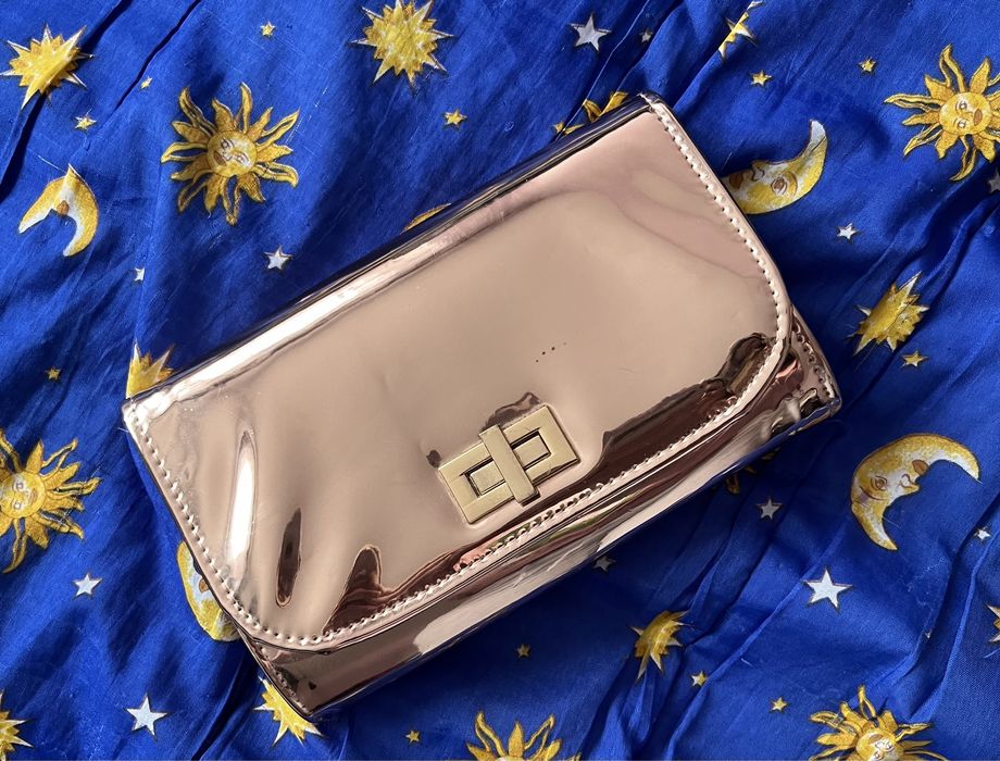 Бална рокля