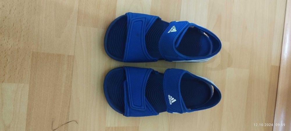 Детски сандали Adidas номер 33