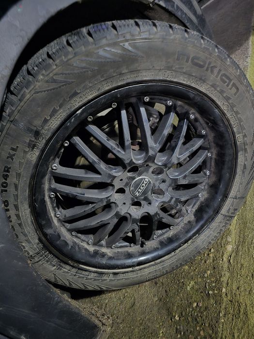 Vând cauciucuri 235/55 R18 104R XL MS