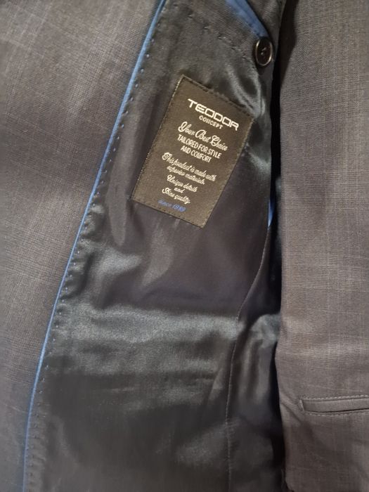 Промо цена! Мъжки тъмно син костюм Теодор