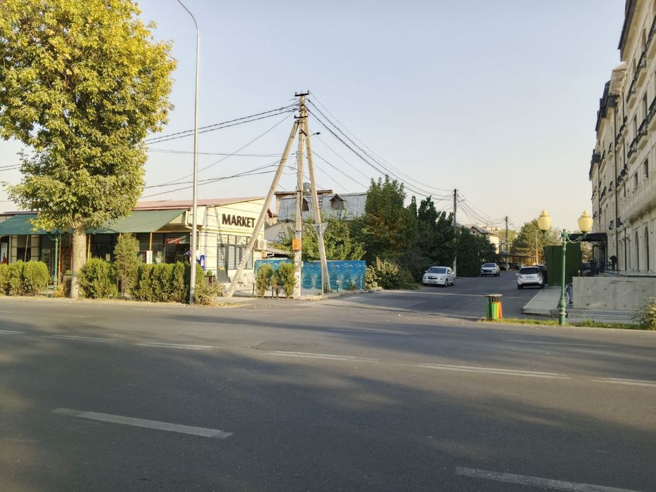 Срочно!! Продаётся земельный участок 1,5 сотки с действующим магазином