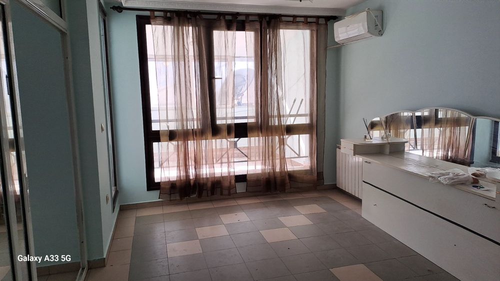 Продава 3-стаен апартамент в ж.к.Слатина