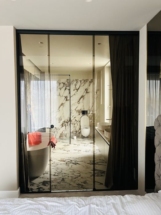 Usi din sticla securizata