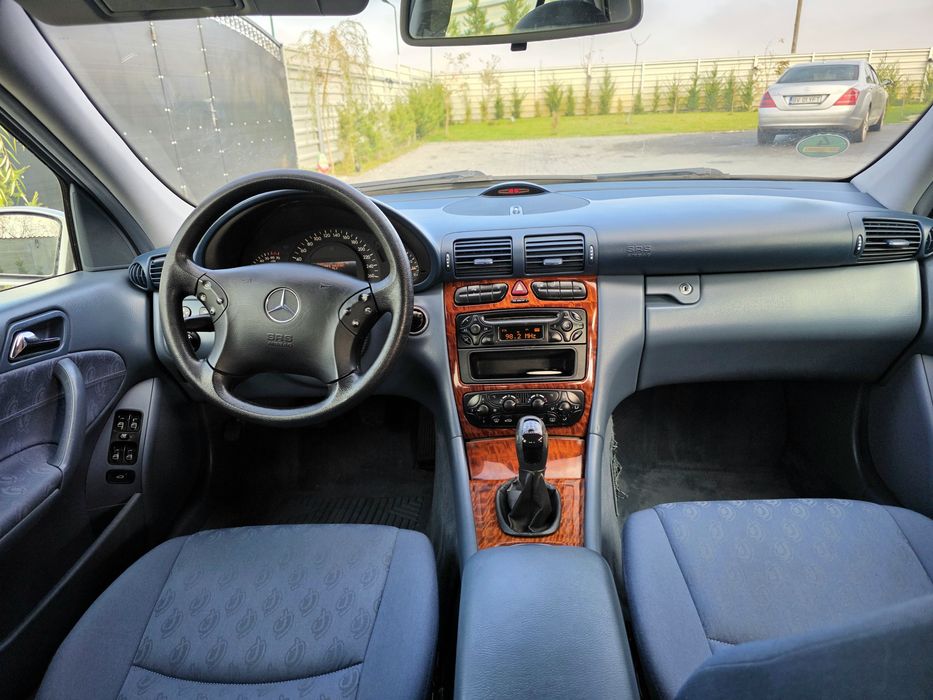 Mercedes C180 kompresor  178.000km Reali