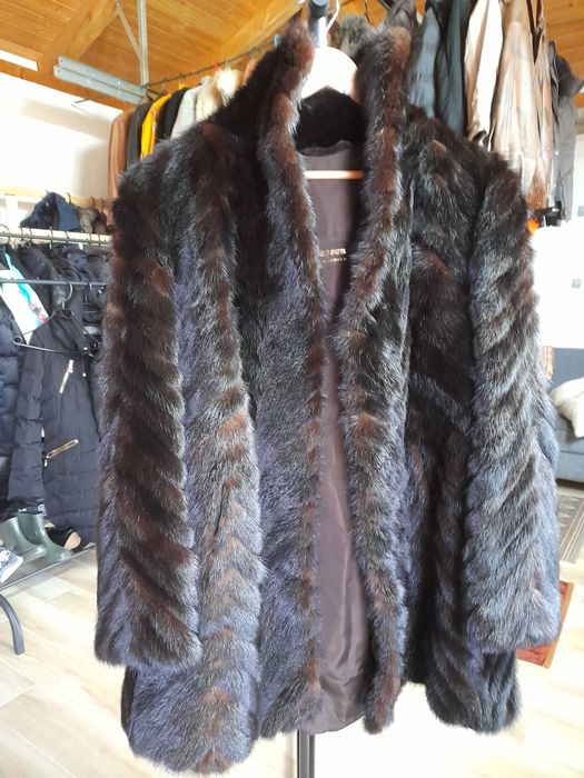 Haine dama blana naturala mărimea M -L la preț f. accesibile