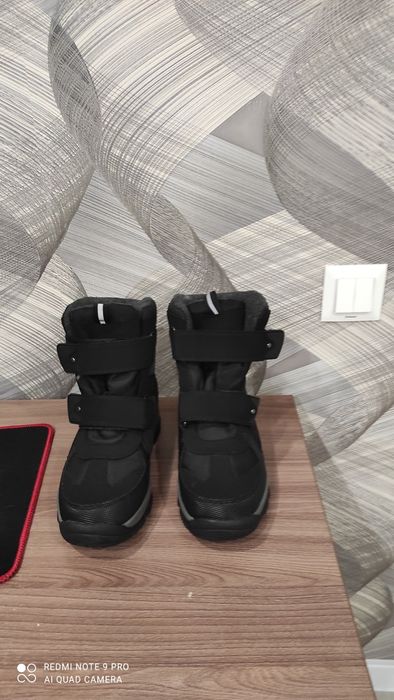 Продам ботинки на мальчика