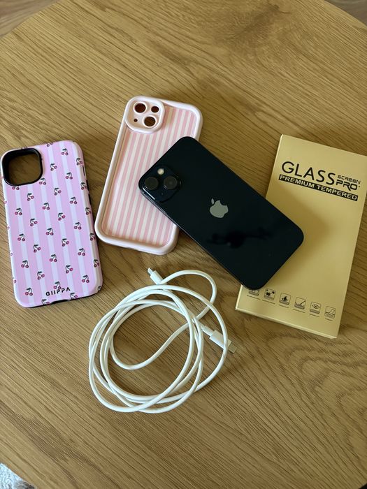 Iphone 13, 128GB, черен