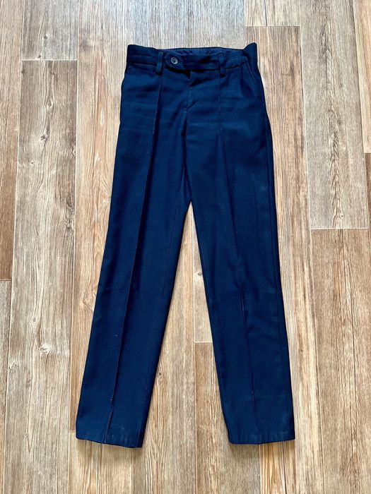 Продам школьные брюки, рубашки, жилеты, галстуки 1-7 класс