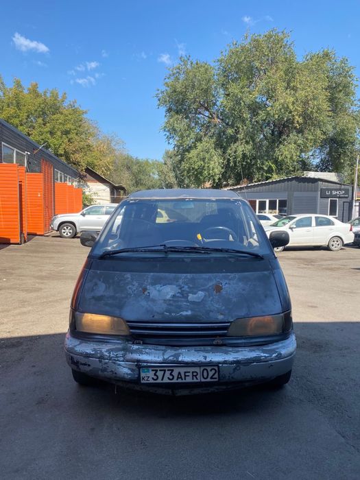 Продам toyota previa