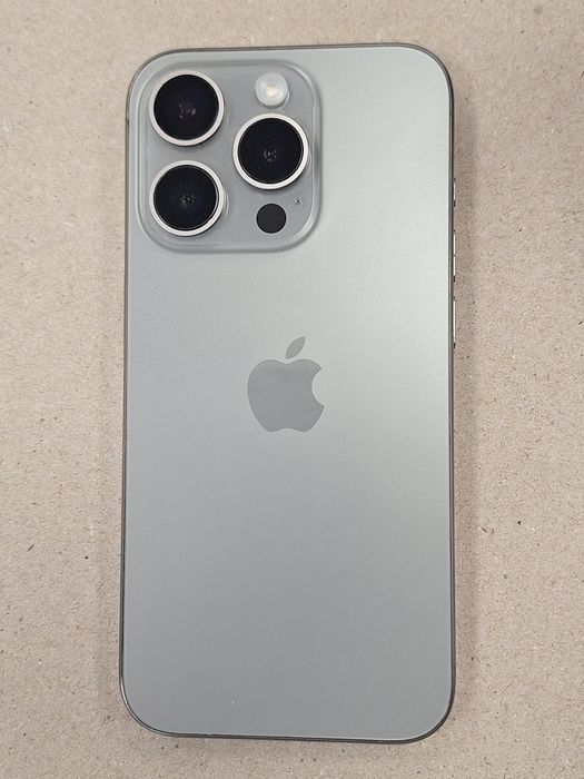 Продам iPhone 15 pro