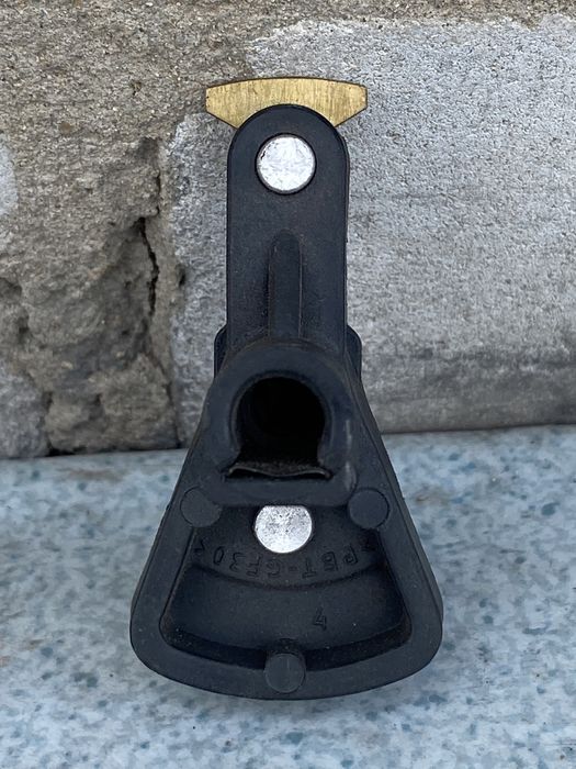 Бегунок трамблера на ВАЗ 2110