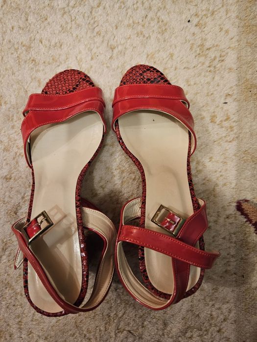 Сандали от изкуствена кожа