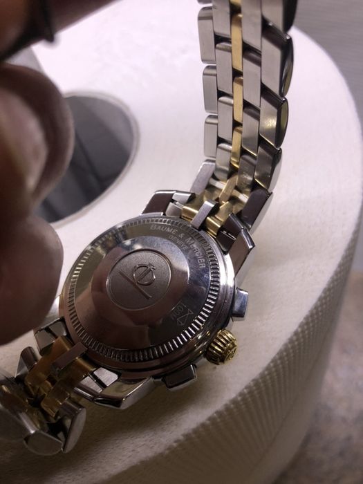 Baume mercier aur cu otel. Diametru 40