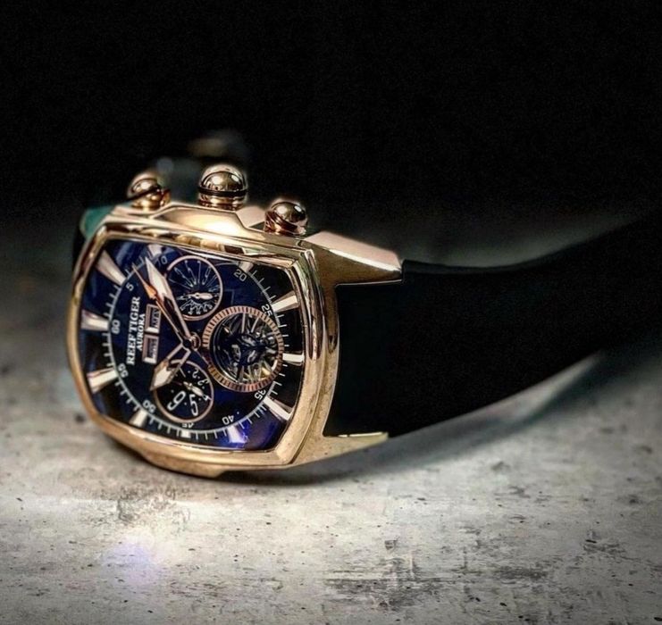 Продам часы reef tiger