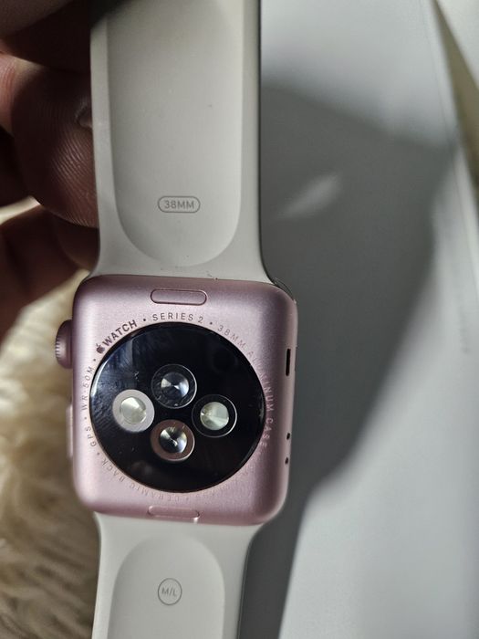 Продам apple watch 2 series