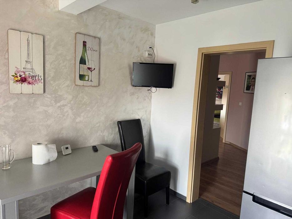 Proprietar, apartament de inchiriat cu S= 86mp, 3 camere, etaj 4/4, zona Omw Lipovei, Iulius Mall