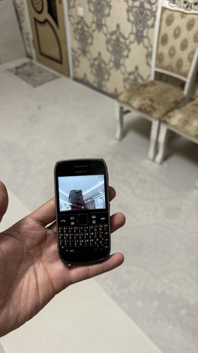 nokia e6  8 gb sensor ekran