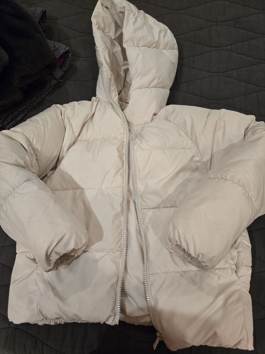 Продам куртку Zara на девочку 10-12 лет