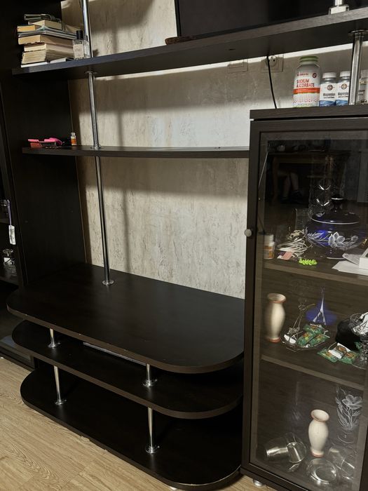 Продам стенку для  гостиной