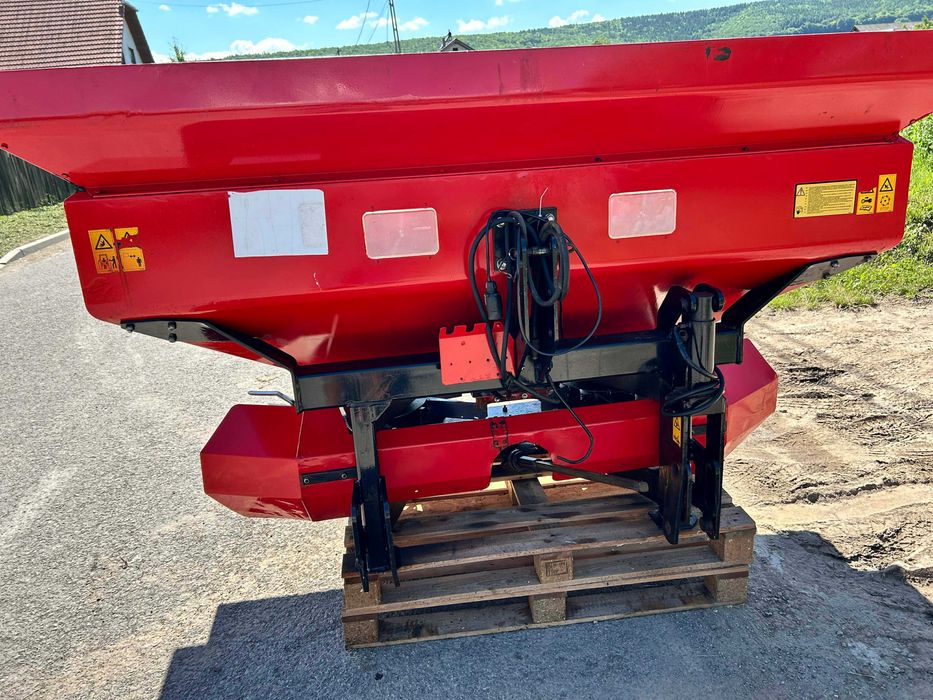 Mig azot Kvernelad Vicon Rotaflow 1600 kg,Roti Inguste R42.9,5;R28 8.3