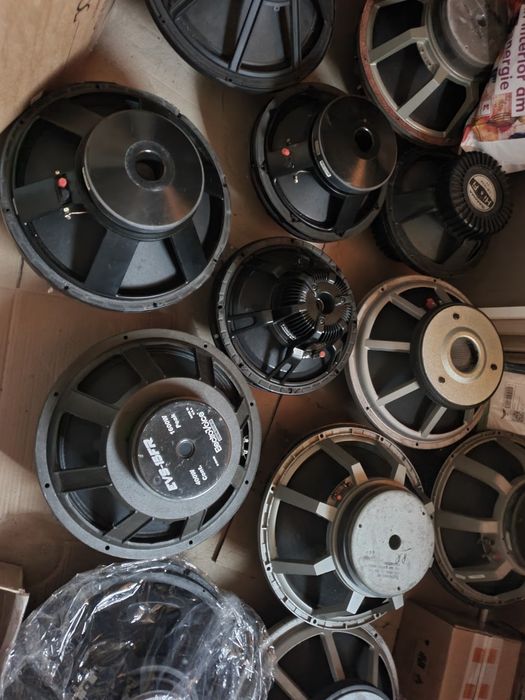 Incinte,boxe, difuzoare,drivere, ev, dynacord,rcf,makie,eminence,b&c,peavey