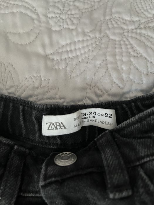 Малко хубави дрешки за момиченце