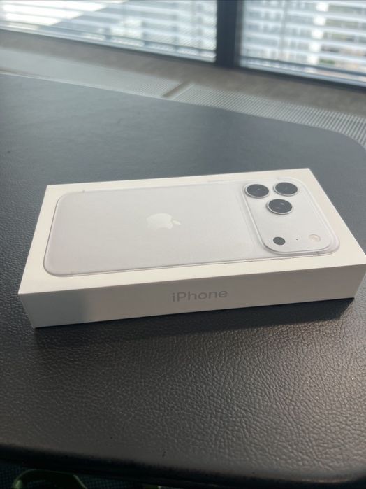 Iphone 18 Pro Max SILVER 256GB Sigilat - ACCEPT CRYPTO