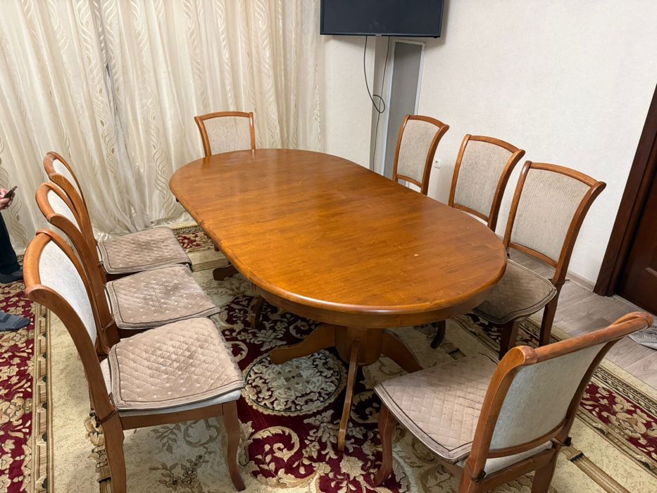 Стол+ стулья в подарок