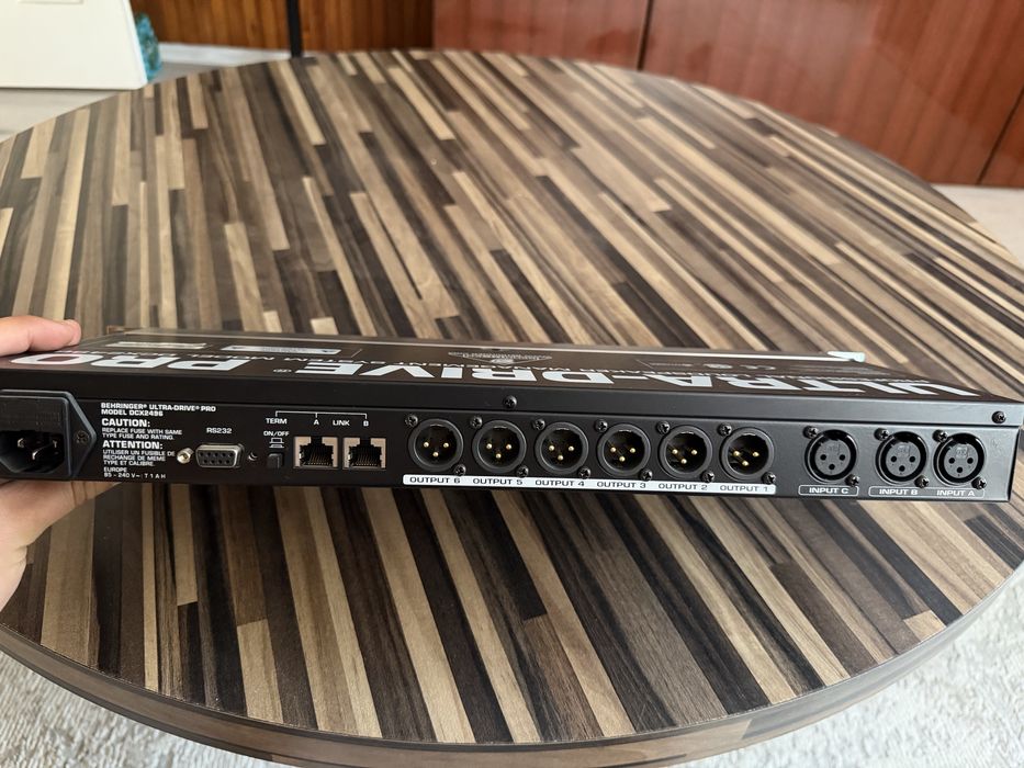 Аудиотехника Behringer