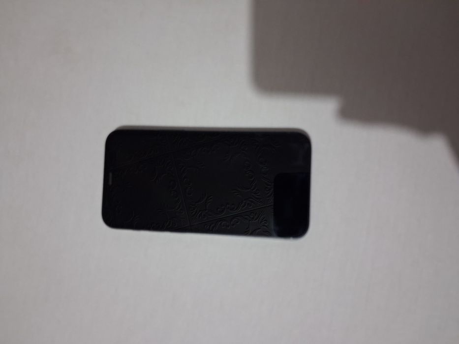 Vând iPhone 12 mini