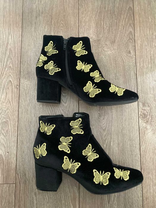 Дамски черни боти