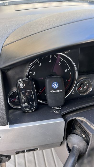 volkswagen tourag 2004г