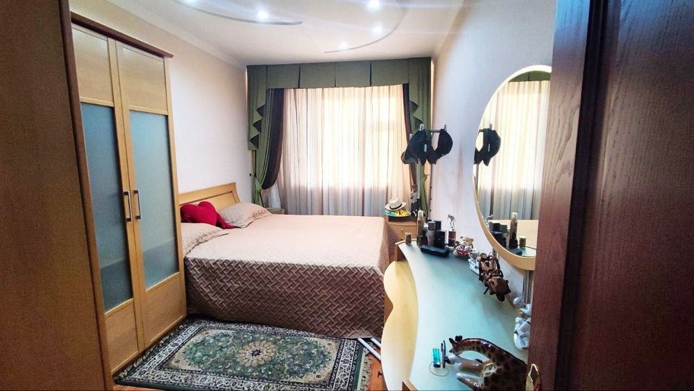 6ком Айбек метро Ойбек Афросиаб Россия Аура Кунаева