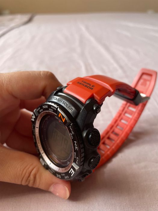 Продавам Casio Pro Trek модел PRW-3500Y