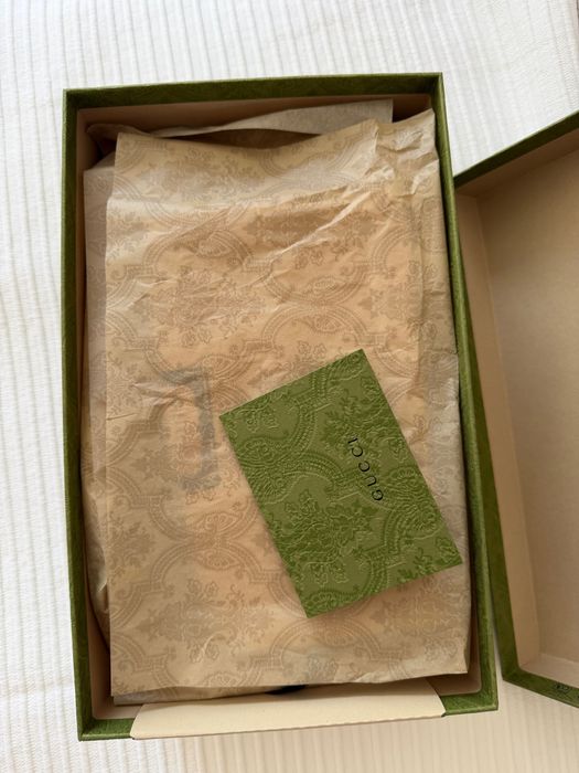Нови дамски кожени кецове Gucci