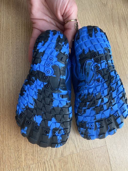 Детски боси аква обувки