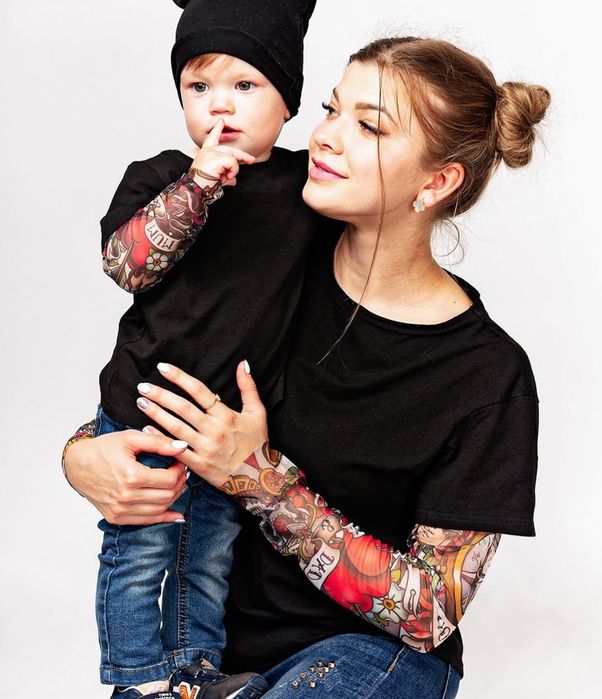 Тениски с дизайн на ръкавите