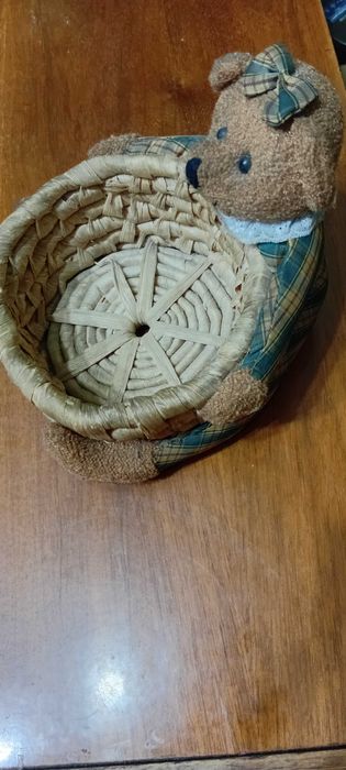 Корзиночка с Мишкой для  крабиков ,заколок и резинок (для девочек)