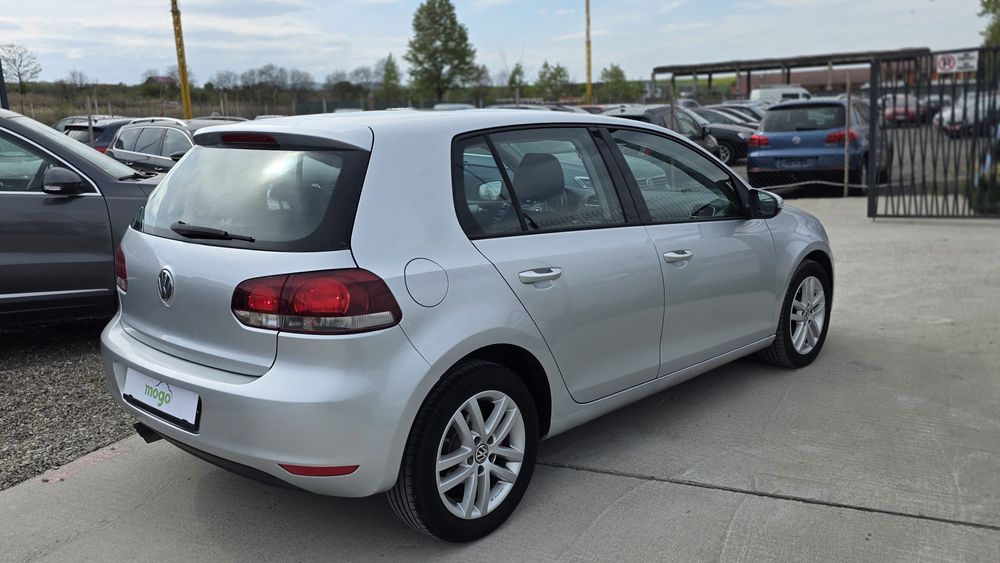 VOLKSWAGEN Golf 2010 — imagine 3