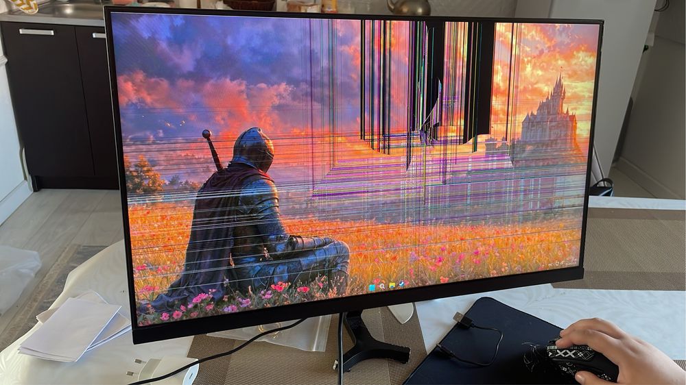 Монитор на запчасти