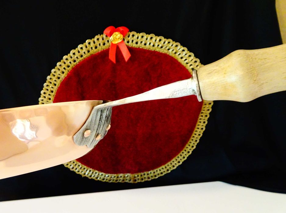 Швейцарски меден тиган за риба,маркиран.