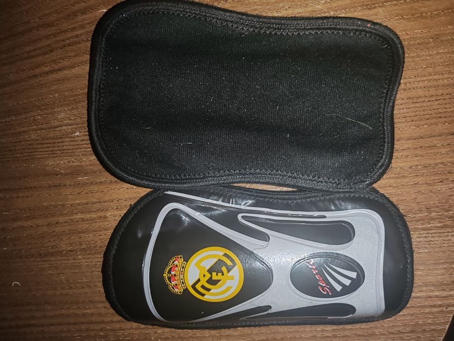 Щитки для футбола «Реал Мадрид»