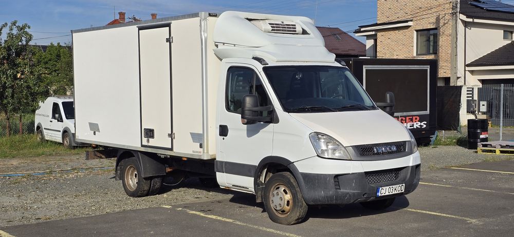 Iveco Daily 35C15, cub frigorific, motor de 3,0 l, 150 CP, an 2010